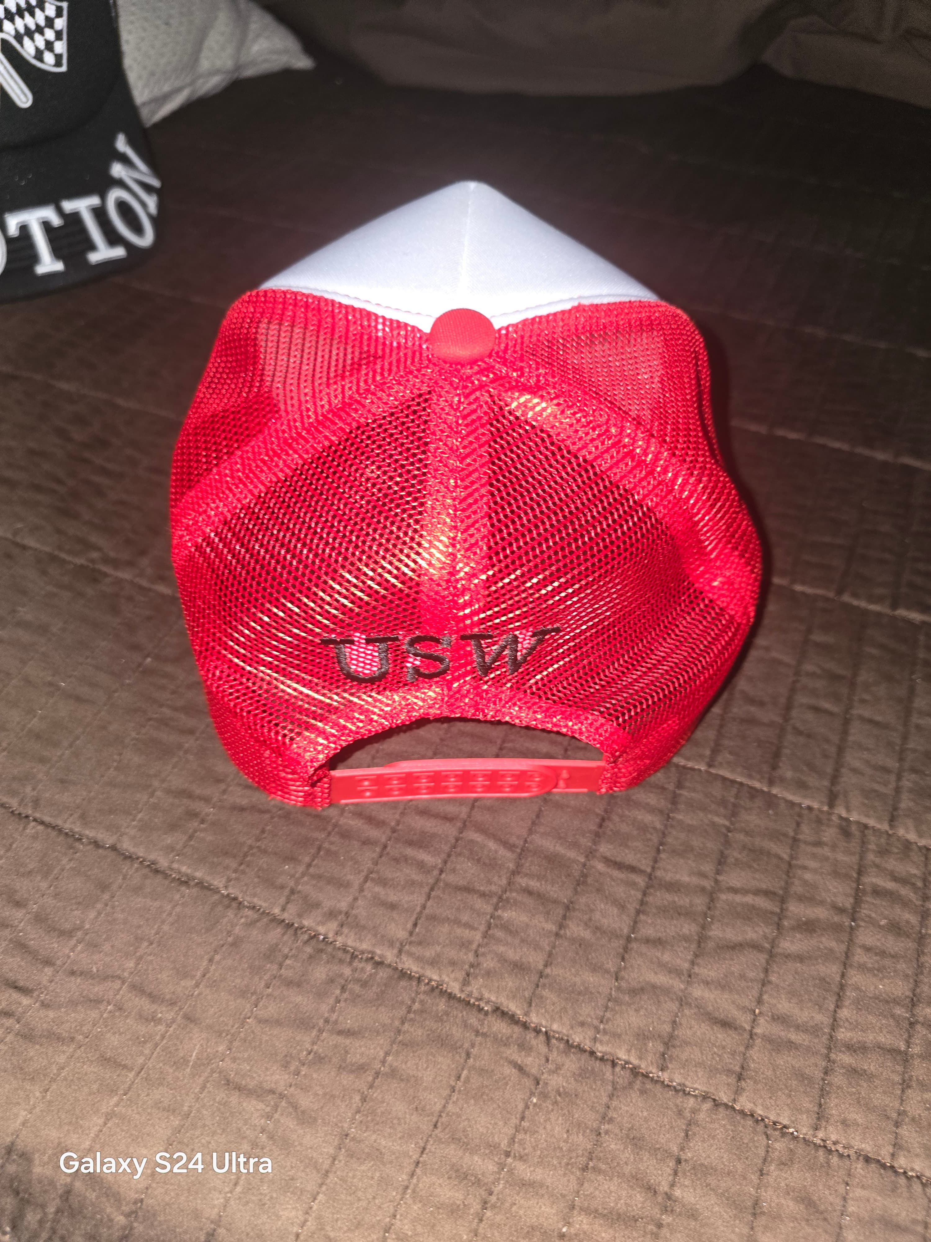 USW Signature Snapback